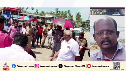 മെഡിക്കൽ കൊളേജിൽ രോഗി മരിച്ചതിൽ UDF പ്രതിഷേധം; ആരോഗ്യ മന്ത്രിയുടെ ഫ്ലക്സിൽ കരി ഓയിൽ ഒഴിച്ചു