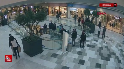 İstanbul'da  Papy Djilobodji’ye silah çekip şemsiye fırlattı