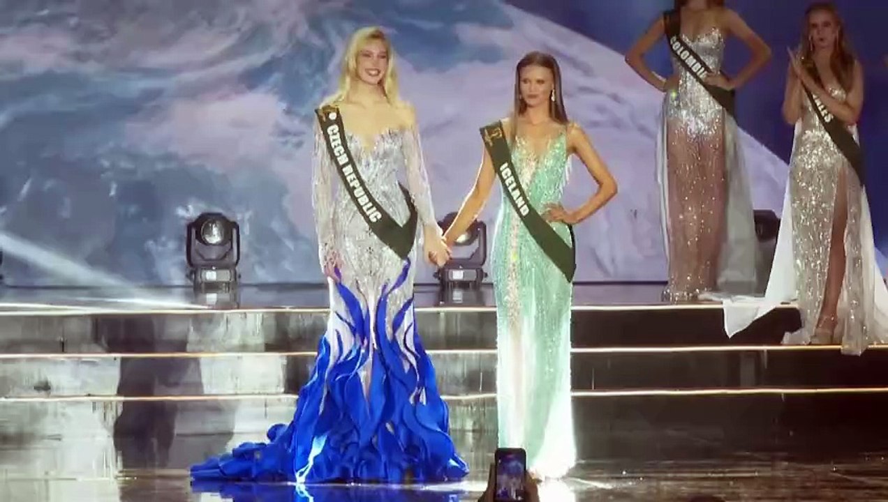الطالبة التشيكية ناتالي بوسكينوفا تتوّج بلقب "م...