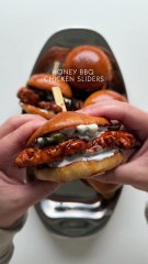 Honey bbq chicken sliders Recipe