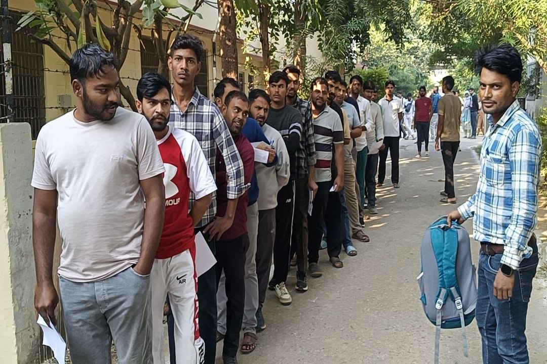 कंडक्टर भर्ती परीक्षा शांतिपूर्वक सम्पन्न, करीब...