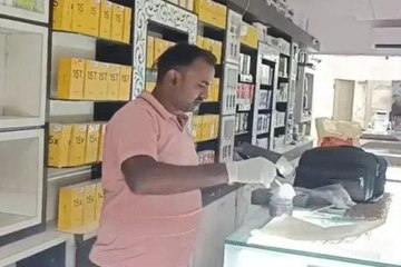 बीच शहर दुकान से 25 लाख की मोबाइल चोरी, सेंध लगाकर आईफोन समेत महंगे सेट ले उड़े, सीसीटीवी में हुए कैद
