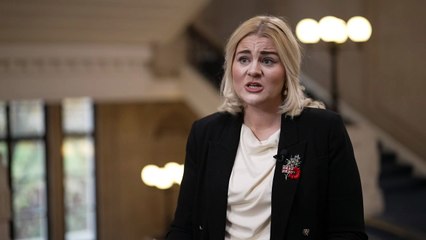 Labour: 22 prisoners a month released in error