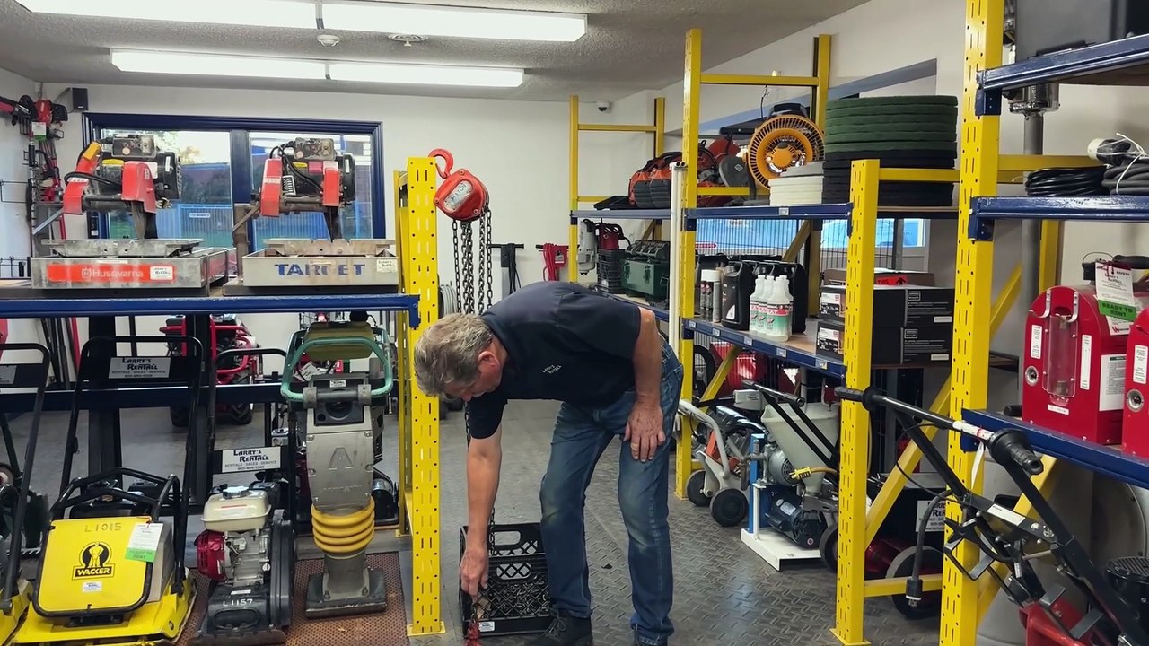 How to Use a 1-Ton Manual Chain Hoist | Safe Lifting Made Simple