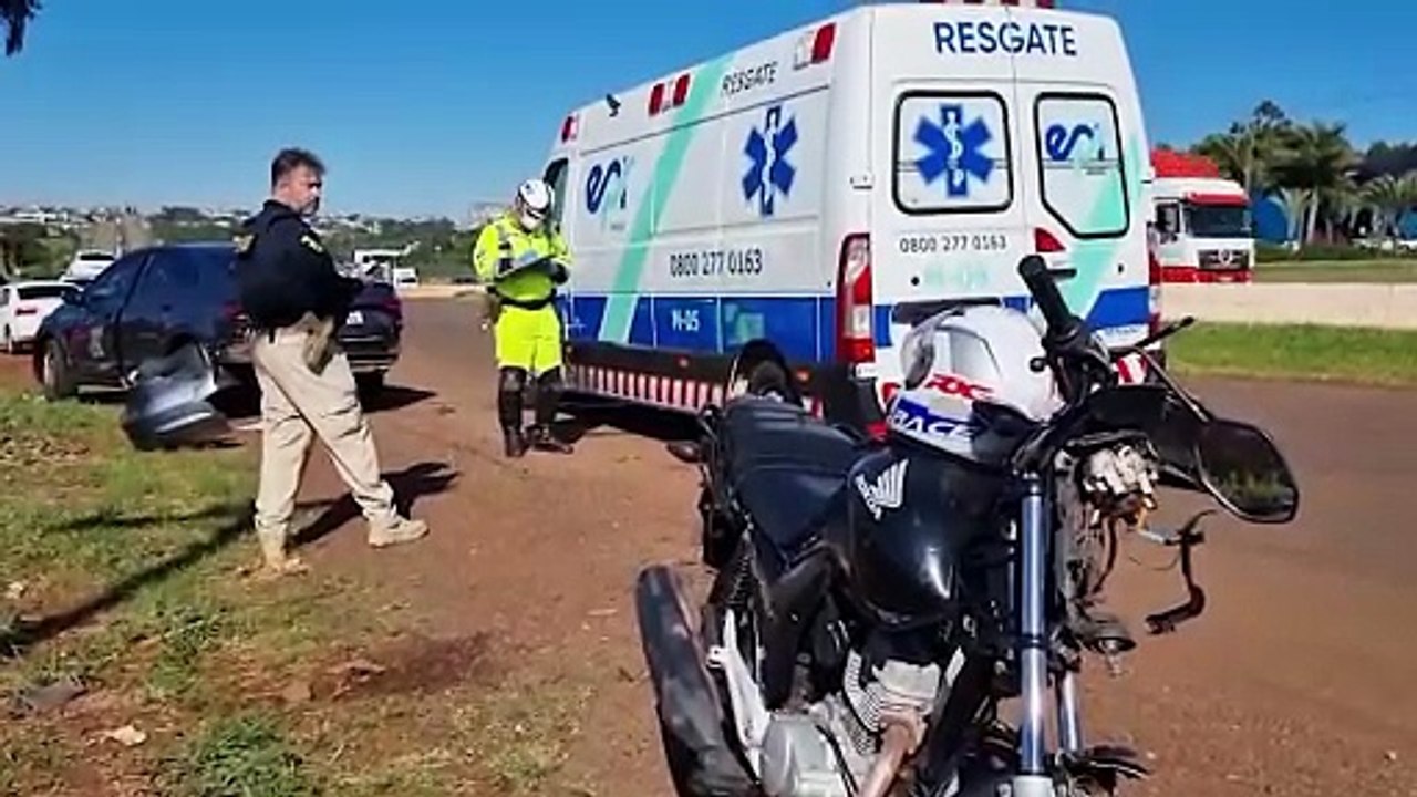 Motociclista fica ferido em colisão na marginal da BR-277 em Cascavel