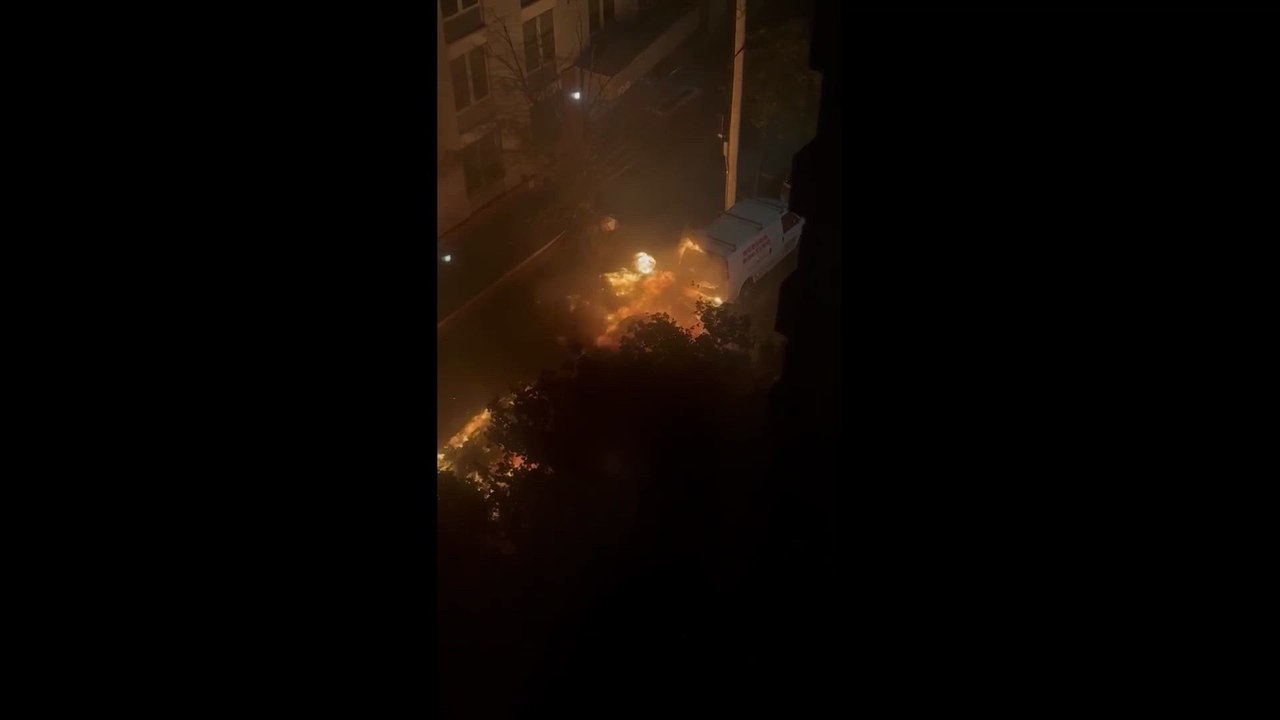 Dramatic video shows Bronx car explosion erupti...