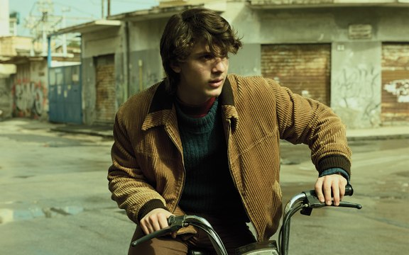 Il primo trailer di Gomorra Le origini: siamo a Napoli nel 1977, e tutto cominciò così