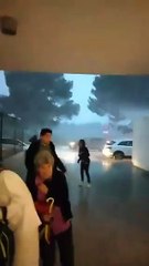 Chuva e trovoadas chegaram a Espanha. Barcelona em alerta laranja