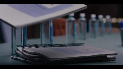 Aída y vuelta Tráiler