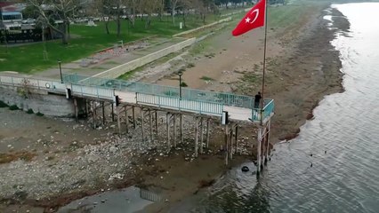Kuraklık nedeniyle İznik Gölü’nde su seviyesi 350 metre çekildi