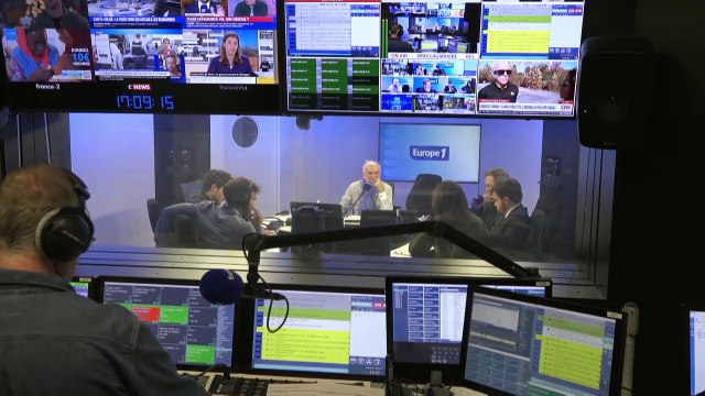 «On met un voile sur des petites filles de 8-9 ans, c'est ça qui doit nous interpeller, c'est le consentement» pense Elisabeth Assayag