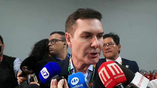 Ministro Jader Filho participa da Cúpula dos Líderes