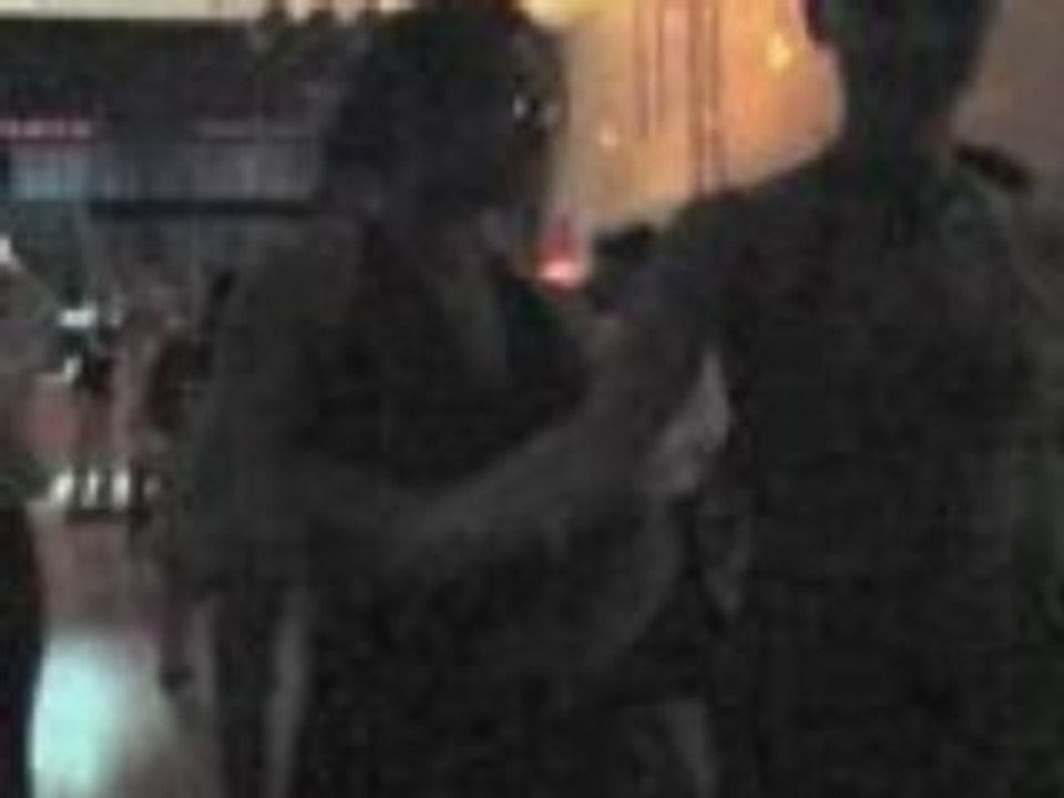 Petite Nem et une danseuse