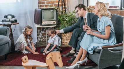 9 Old-School Parenting Rules That Would Never Fly Today