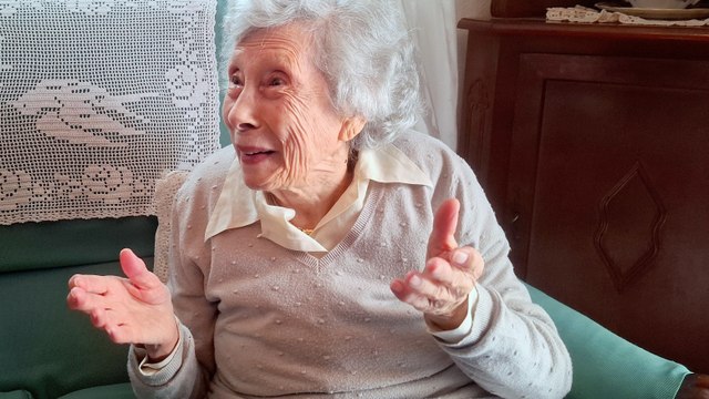 Maria Pedroni, 91 anni, racconta la sua vita nel cuore della centro storico di Sassari: Qui sto bene e non me ne vado