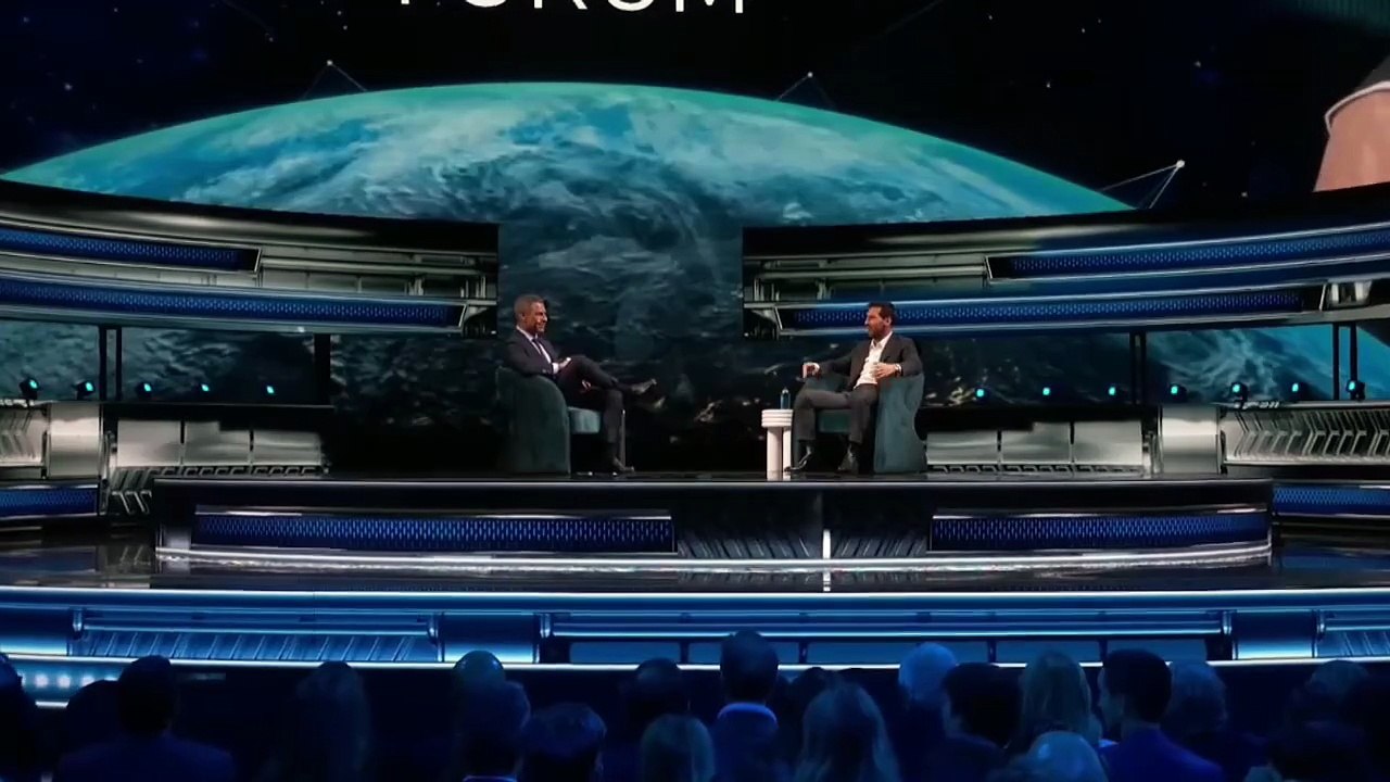 Messi participa en el American Business Forum