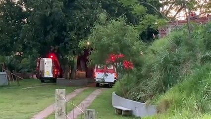 Umuarama: Samu e Bombeiros resgatam trabalhador inconsciente em cima de telhado