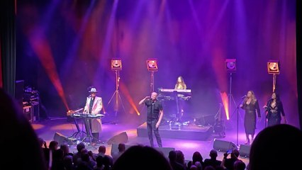 Heaven17-251106-ShephardsBush-03