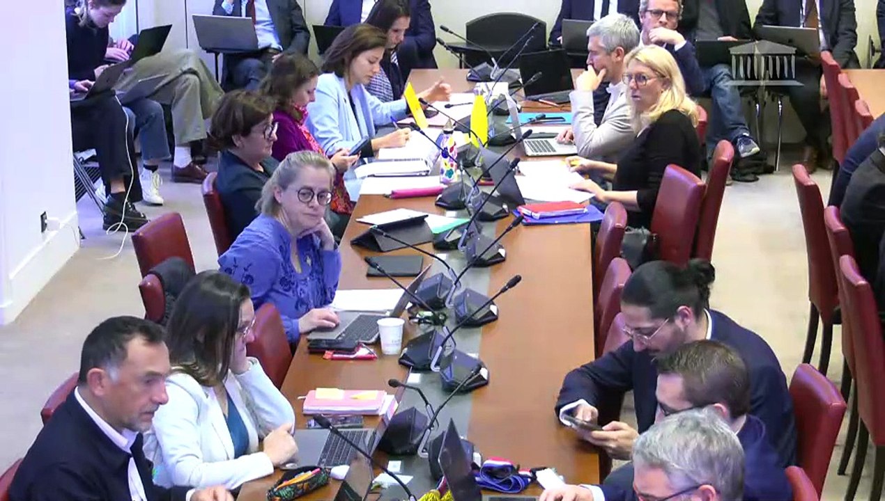 Commission des finances : Crédits des missions...