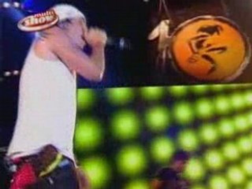 Nx zero - umbrella cover rihanna [ao vivo festival 2008]