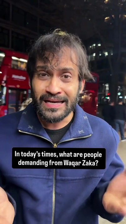 Waqar Zaka angry on people