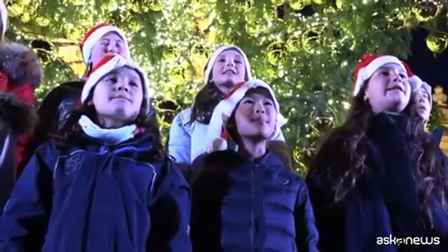 A Vienna e a Parigi al via i preparativi per il Natale