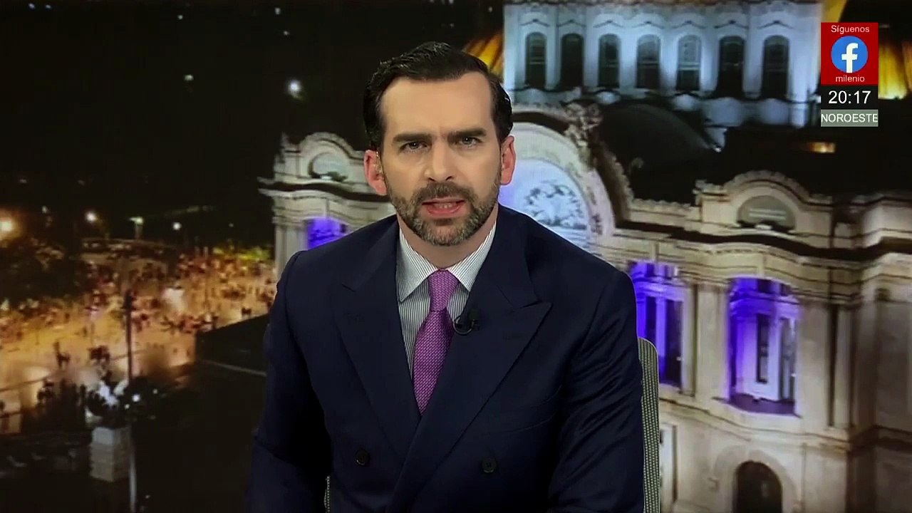 Evidencian al 'Padre Pistolas' por amenazas a l...