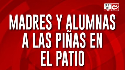 Tremendo: madres y alumnas se trenzaron a golpes de puños en el patio de un colegio