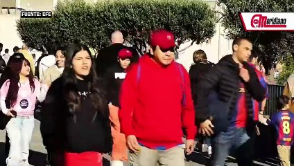 Ilusión y expectación entre los aficionados del Barça por ver el nuevo Camp Nou