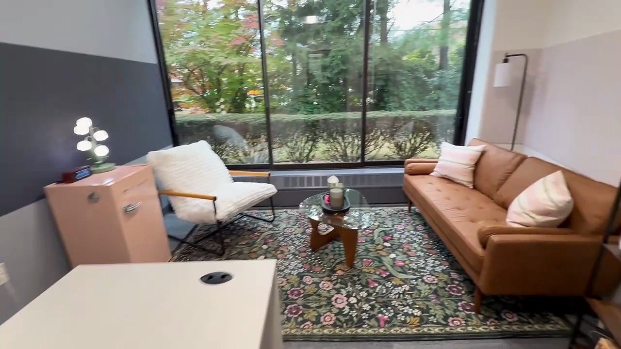 Therapy Office 106