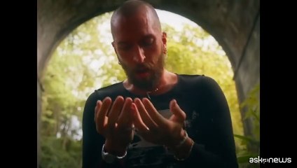 Venerus con "Speriamo" cerca di arrivare al cuore delle persone