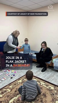 Angelina Jolie visits Ukraine's frontline city Kherson