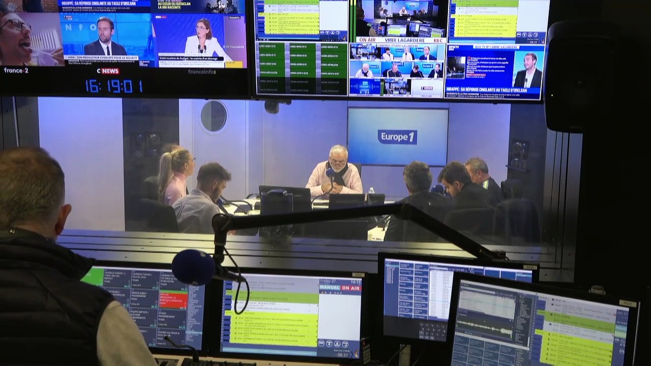 «Ça commence avec les juifs, ça ne s'arrêtera pas aux juifs, et c'est quelque chose qui, doit inquiéter tout le monde» lance Yonathan Arfi, président du CRIF