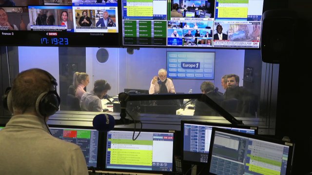 Crise en France : «Vous avez connu la meilleure période. Ce qui est dramatique, c'est que vous ayez tout ruiné pour qu'on en soit là» lance Gauthier Le Bret à Pascal Praud