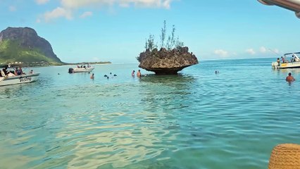 Évasion à l'Île Maurice : Puissance et Paradis sur le Lagon