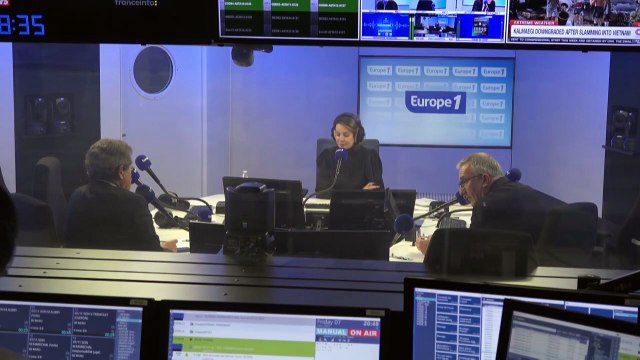 «Moi, je regrette surtout le génocide, plus que l'affaire de la philharmonie» insiste Jean-Luc Mélenchon