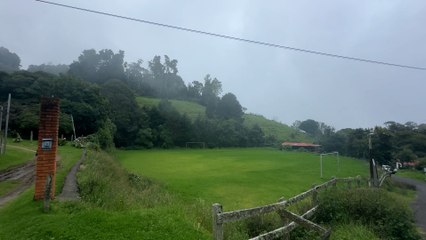mqn-Un pueblo de solo 100 habitantes mantiene viva la tradición lechera en las montañas de Heredia-071125