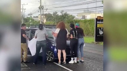 tn7-Manifestación-de-cuidadores-frente-a-Casa-Presidencial-casi-termina-en-atropello-071125