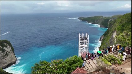 Inside the debate over the glass elevator Bali is building on the 'world's most beautiful beach'