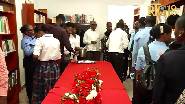 DNL inogire yon biblyotèk ki pote non ekriven ayisyen Jacques Stephen Alexis