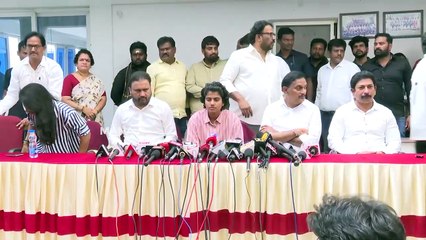Cricketer Sree Charani Press Meet After Meeting With CM Chandrababu Naidu