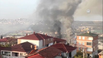 Kocaeli'de parfüm deposunda yangın