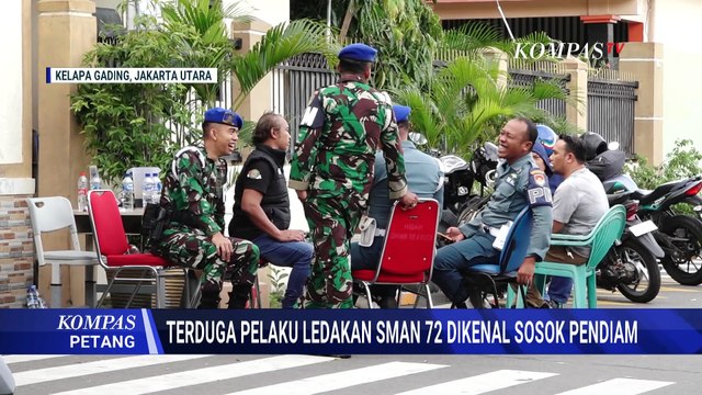 CCTV Rekam Aktivitas Terduga Pelaku Ledakan SMAN 72 Jakarta Sebelum Kejadian | KOMPAS PETANG