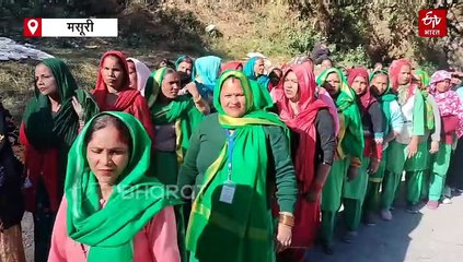 मसूरी में उत्तराखंड रजत जयंती उत्सव, हेलीकॉप्टर से हुई पुष्प वर्षा, शोभायात्रा ने बांधा समां