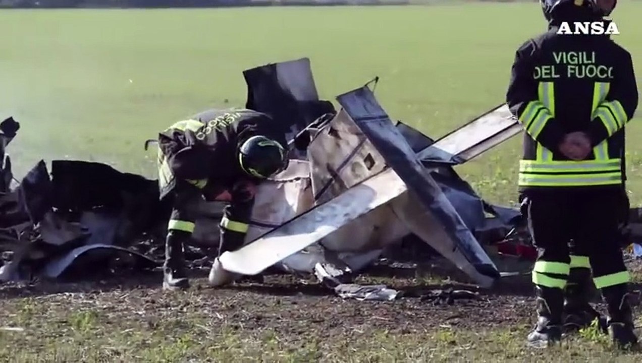 Cade un ultraleggero nel Ferrarese, un morto