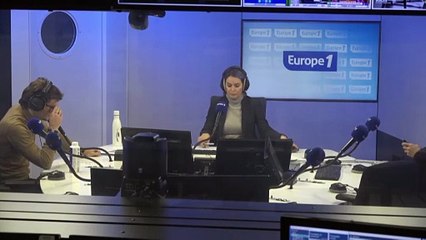 EXTRAIT - 13 novembre 2015 : une marche commémorative des attentats organisée à Paris