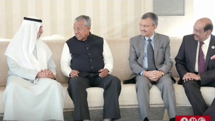 മുഖ്യമന്ത്രി അബൂദബിയിൽ; നാളെ വൈകുന്നേരം പൊതുപരിപാടിയിൽ പ്രവാസികളെ അഭിസംബോധന ചെയ്യും