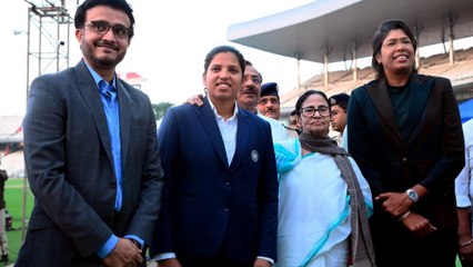 Richa Ghosh felicitated by CAB after Women’s World Cup triumph