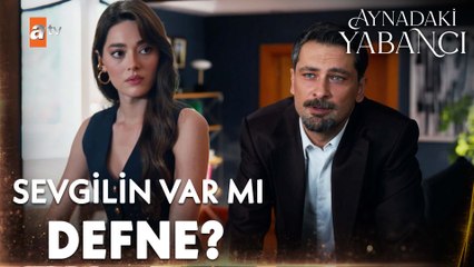 Emirhan'dan Azra'yı geren soru - Aynadaki Yabancı 6. Bölüm