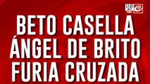 ¿Relación rota?: Casella cruzó en redes a Ángel de Brito